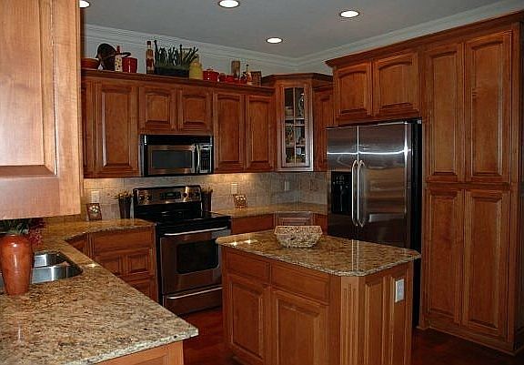 2nd image of 406 Willington Ln