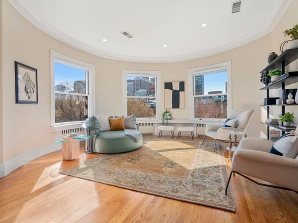 20 Gloucester St APT 4, Boston, MA 02115