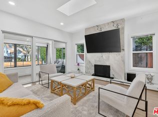 313 S Sycamore Ave, Los Angeles, CA 90036