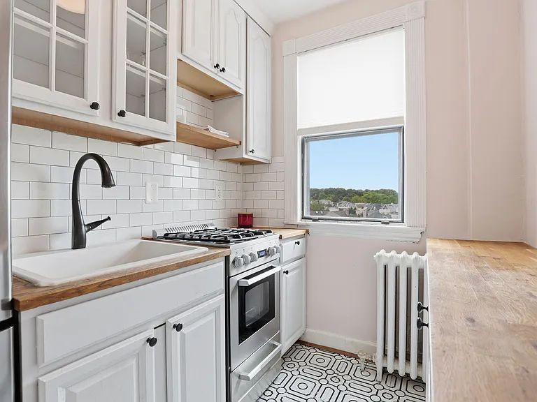 1365 Kennedy St NW #506 — Photo 3