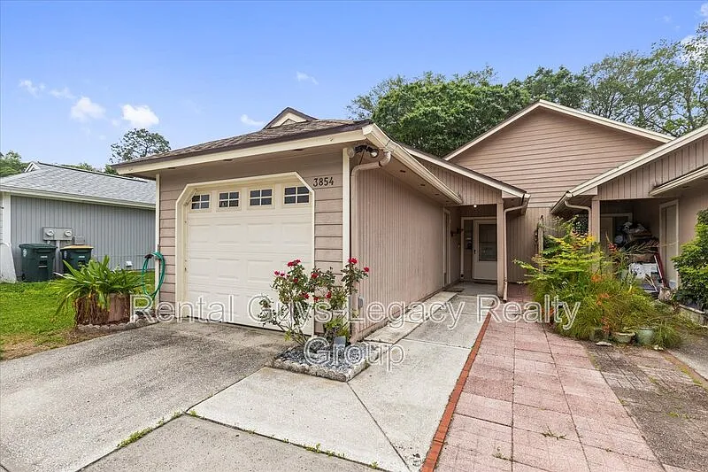 2 bed, 2.0 bath, 1134 sqft, $1,500 — Photo 2
