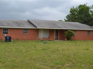 33087 Square Top Rd, Anadarko, OK 73005