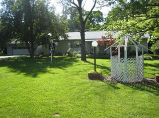 2100 Stewart Rd, Xenia, OH 45385
