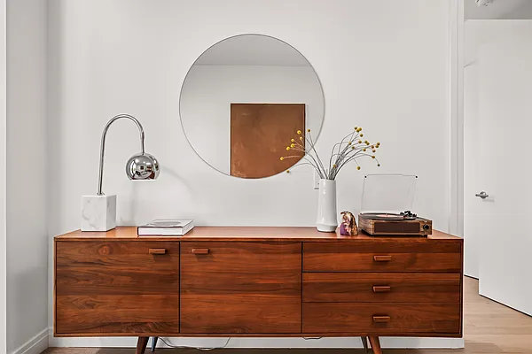 Rented by Nooklyn NYC LLC | media 64