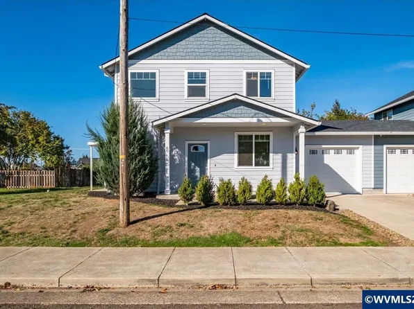 60 N 8th St, Lebanon, OR 97355