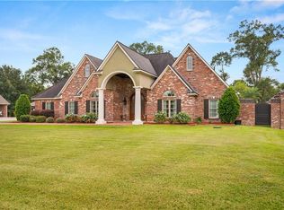 353 Gentry Rd, Washington, LA 70589