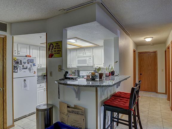 Breakfast Bar
