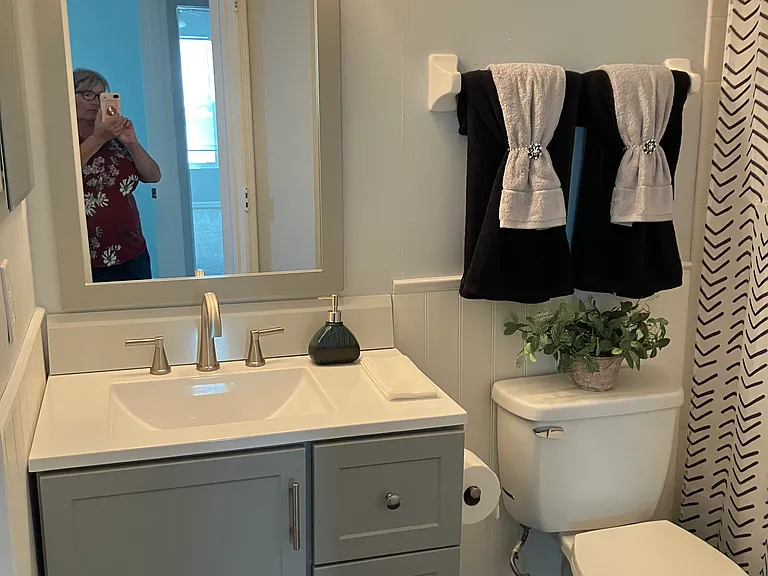 3630 Pine Oak Cir #105 — Photo 3