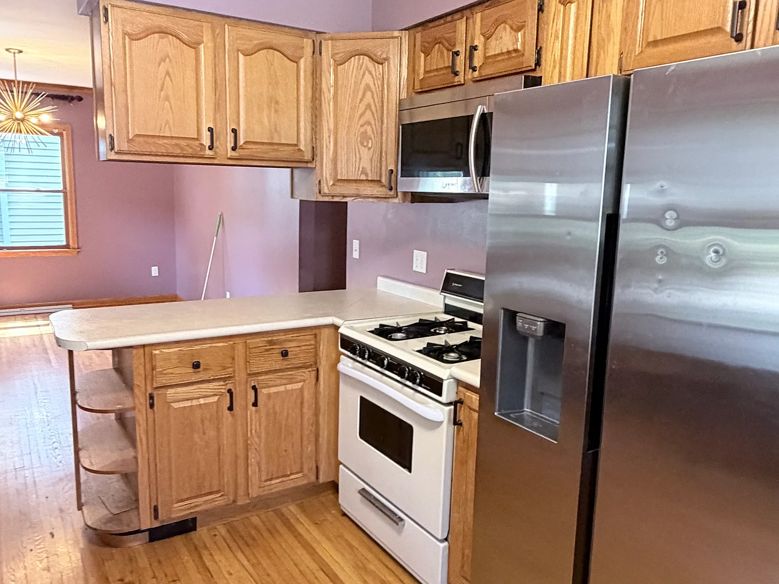 4 bed, 1800 sqft, $2,600 — Photo 4
