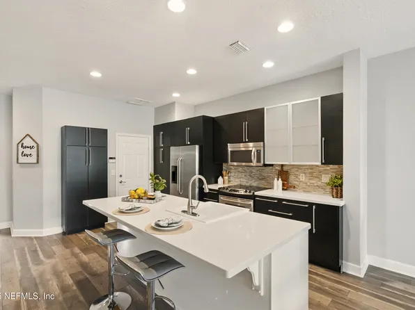 6977 WOODY VINE Drive, Jacksonville, FL 32258