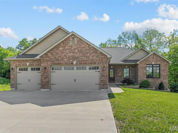 2218 Wind Crest Ct, Washington, MO 63090