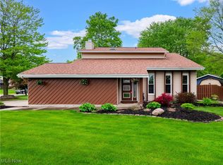 13278 Olde Orchard Rd, Strongsville, OH 44136