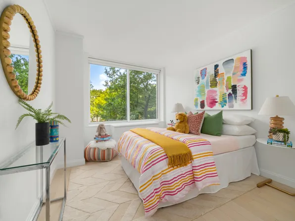 212 Warren Street image 8 of 20