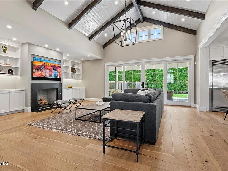 4549 E Calle Tuberia — Photo 8