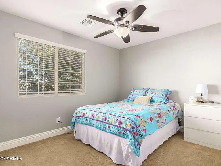 7914 S Columbus Dr — Photo 15