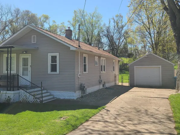 401 Hutchinson St, Kalamazoo, MI 49001