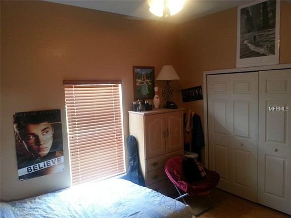 3rd image of 1909 Myakka Ct