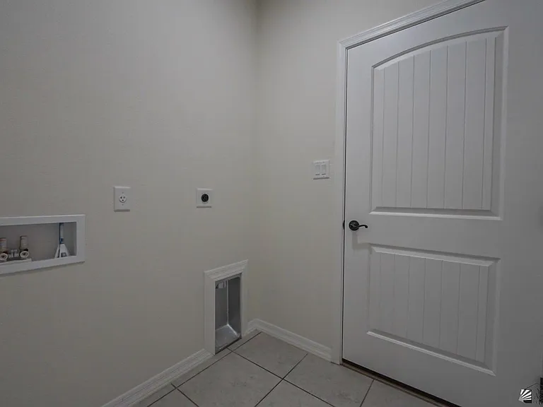 3490 S Sage Ave — Photo 12
