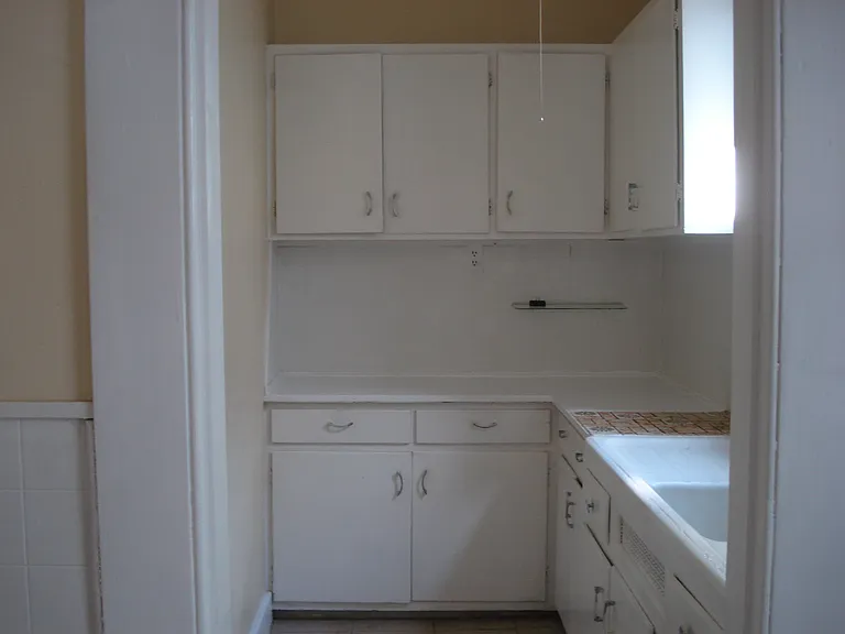 19-21 Brownell St #2 — Photo 5