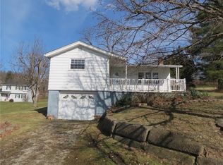 105 Dorthea Ave, Mc Clellandtown, PA
