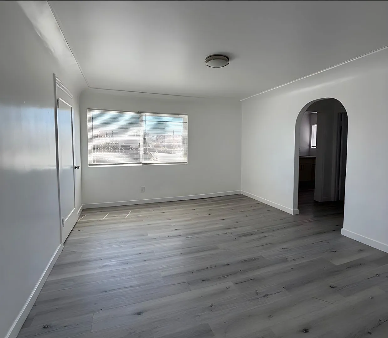 1 bed, 1.0 bath, $1,793 — Photo 3