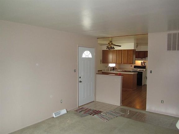 4th image of 7337 Grand Ave