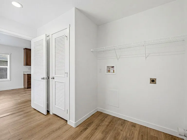 1445 Elm St — Photo 19