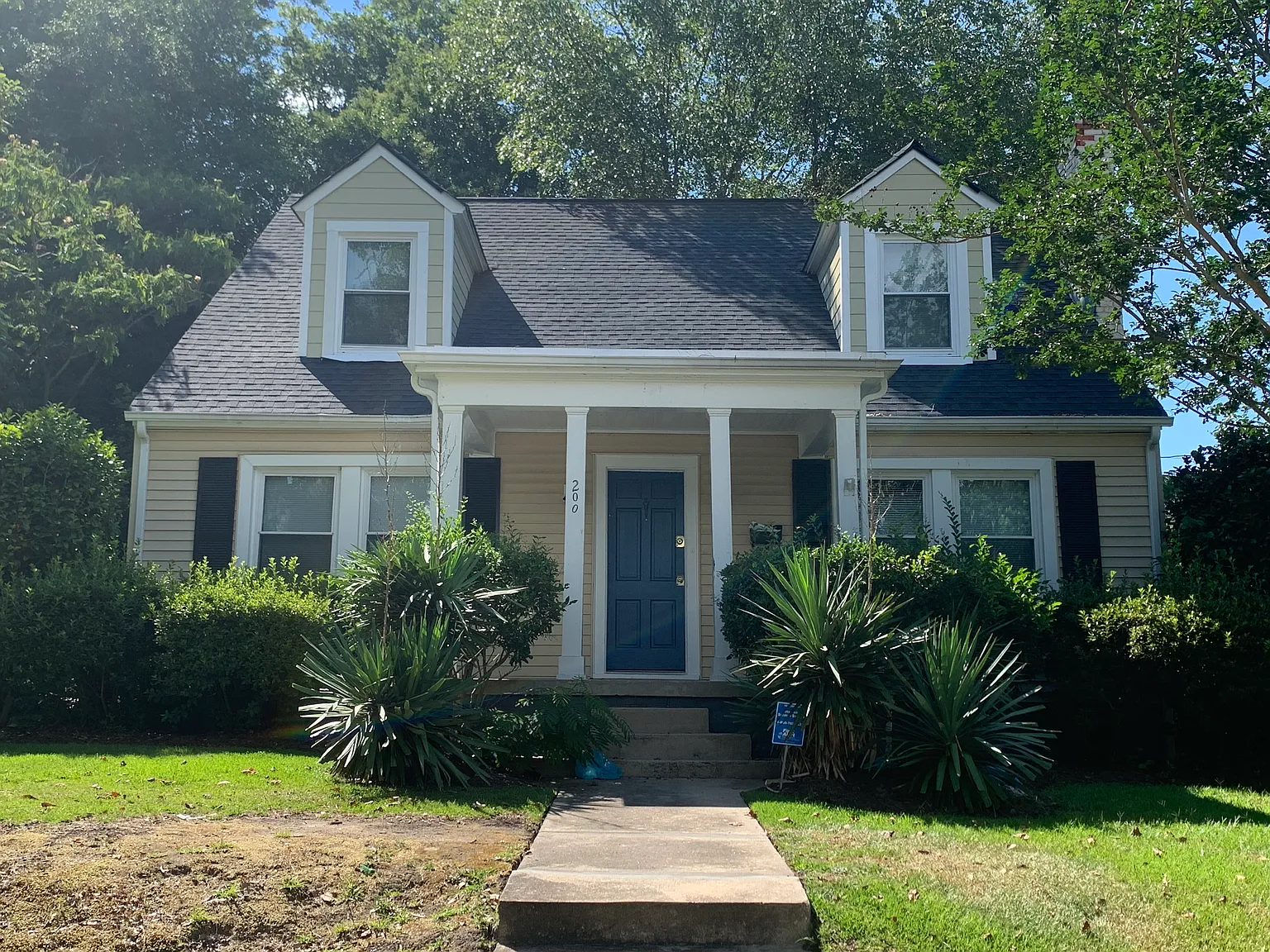5 bed, 1902 sqft, $4,250 — Photo 1