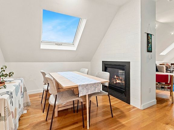 5th image of 51 New Ocean St #3