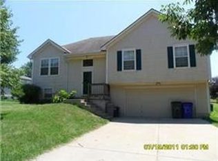 903 W Prairie St, Olathe, KS 66061