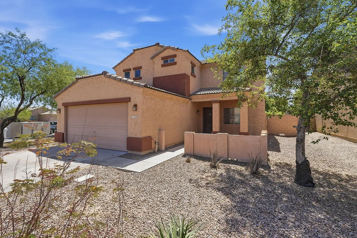 Building Photo - 21939 W Cocopah St