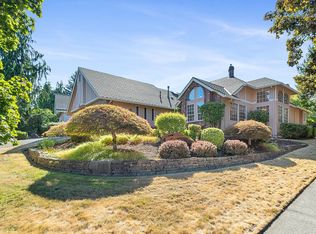 16055 NW Blueridge Dr, Beaverton, OR