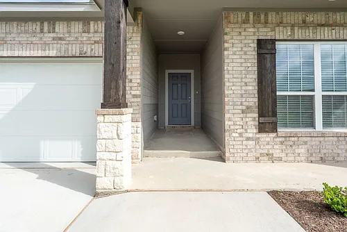 738 Friar Tuck Dr Photo 1