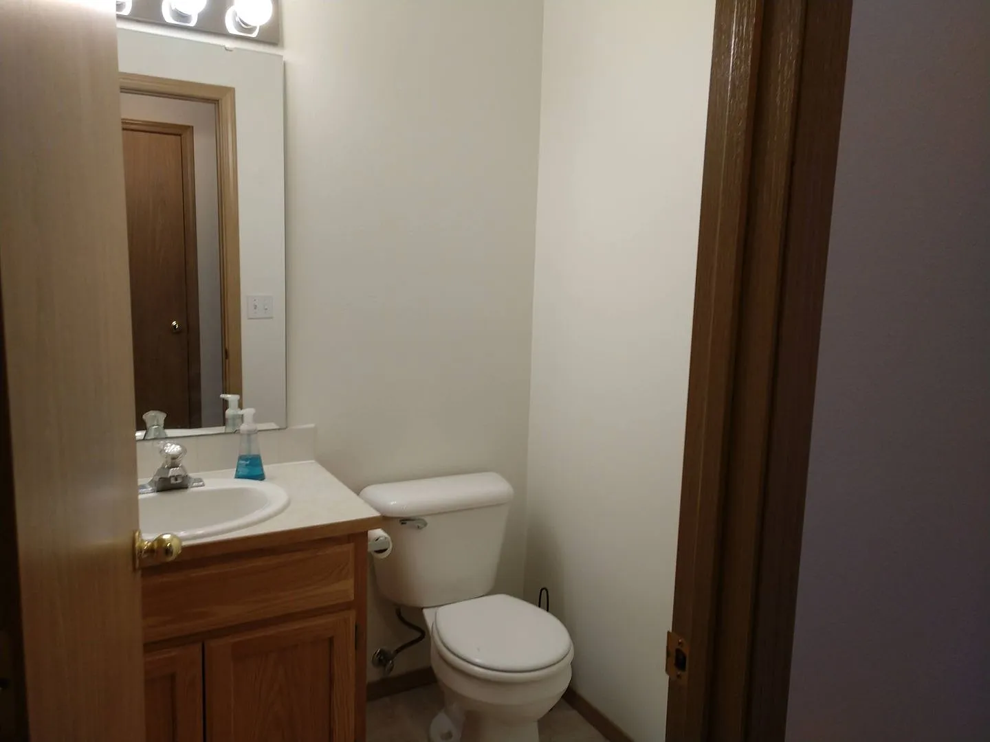 18822 Iris Ct — Photo 4