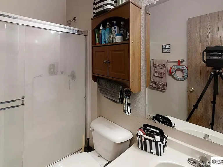1135 Boswell Dr — Photo 7