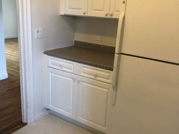 3rd image of 630 Gramatan Ave APT 1G