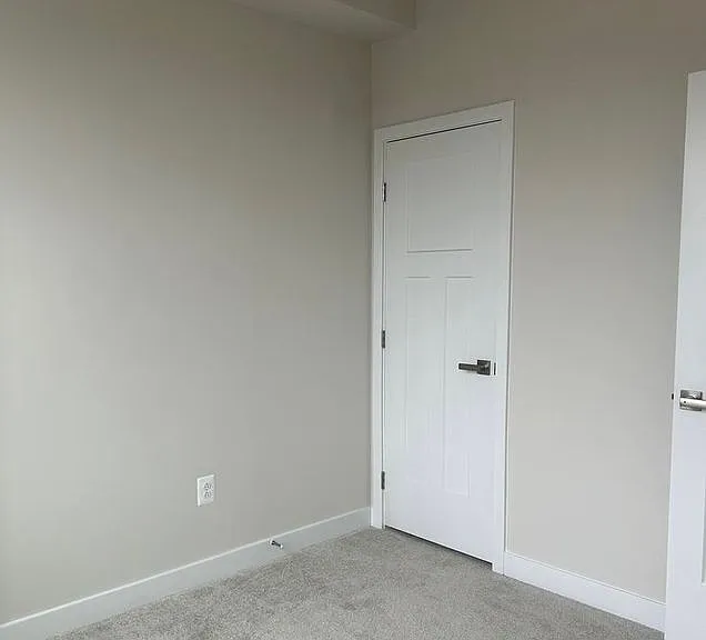 168 Bethlehem Pl — Photo 12