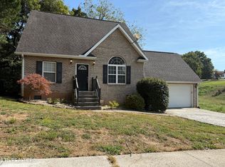 5424 Rosebay Rd, Knoxville, TN 37918