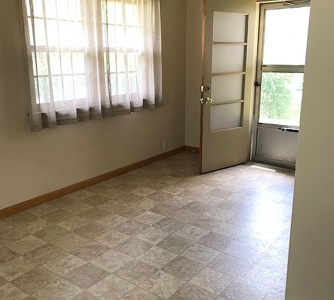 4th image of 3445 Vine St