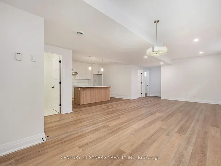 261 Argile St #B — Photo 6