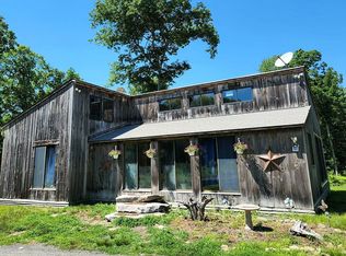 231 Yew St, Douglas, MA 01516