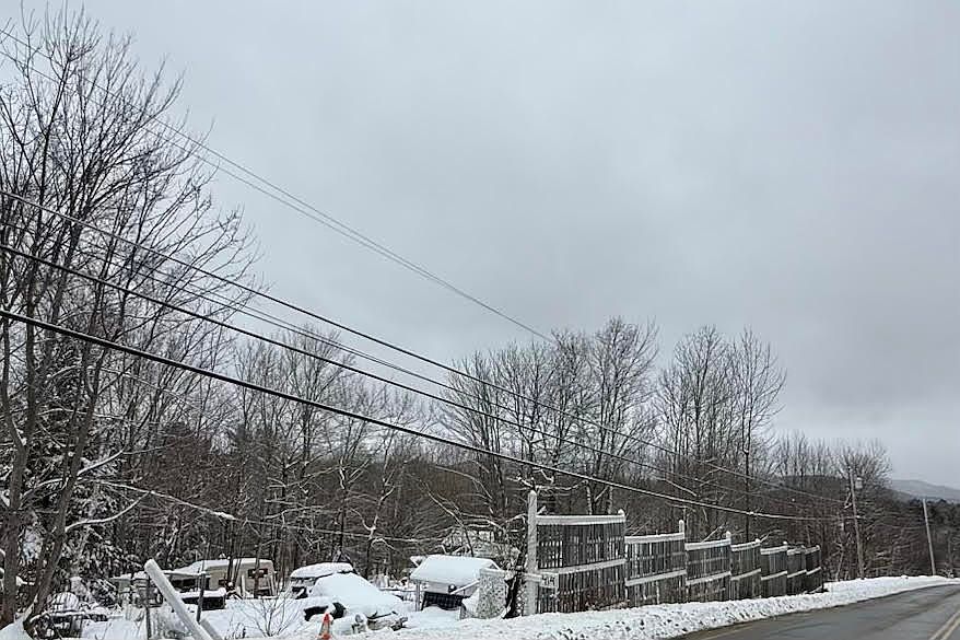 1st image of 419 Roxbury Notch Road