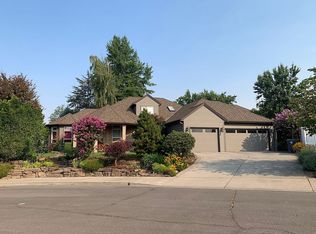 2975 Rosedale Ter, Medford, OR 97504