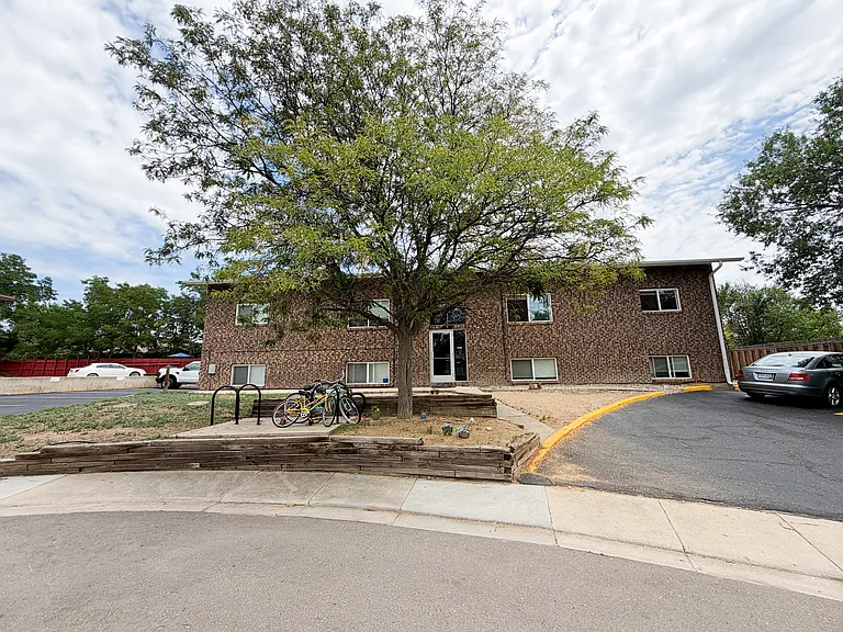 4 Birch Ct #5 — Photo 22