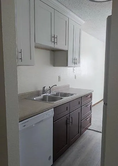 844 4th St SW — Photo 7
