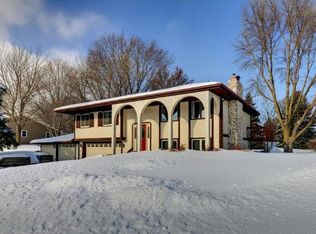 17302 Weaver Lake Dr N, Maple Grove, MN 55311