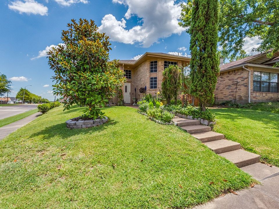 1st image of 400 Seminary Rdg