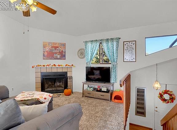 2nd image of 323 Trapper Ln