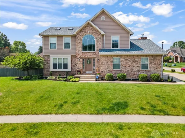 1 Kestrel Ct, Piqua, OH 45356