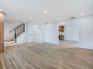 100 E Harwood Ter #B, Palisades Park, NJ 07650
